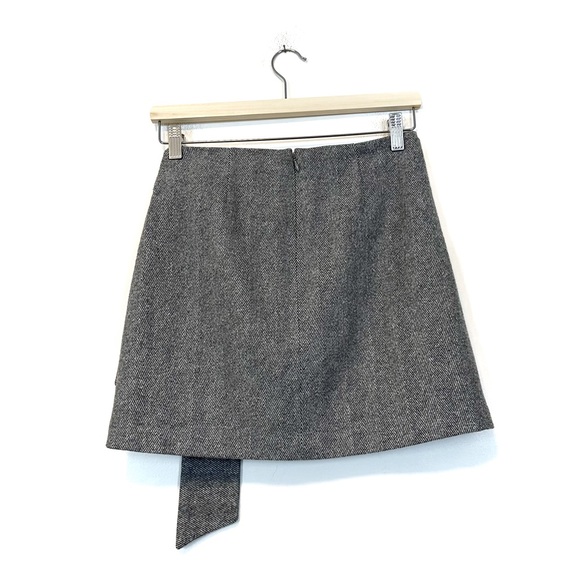 Aritzia | Wilfred | Wrap Front Skirt Grey Herringbone Size 2 Wool Cashmere - Picture 5 of 12